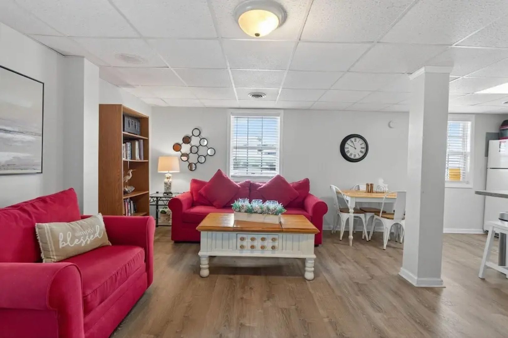 Coastal Retreat Steps From Private Beach 2 Bedroom Apts