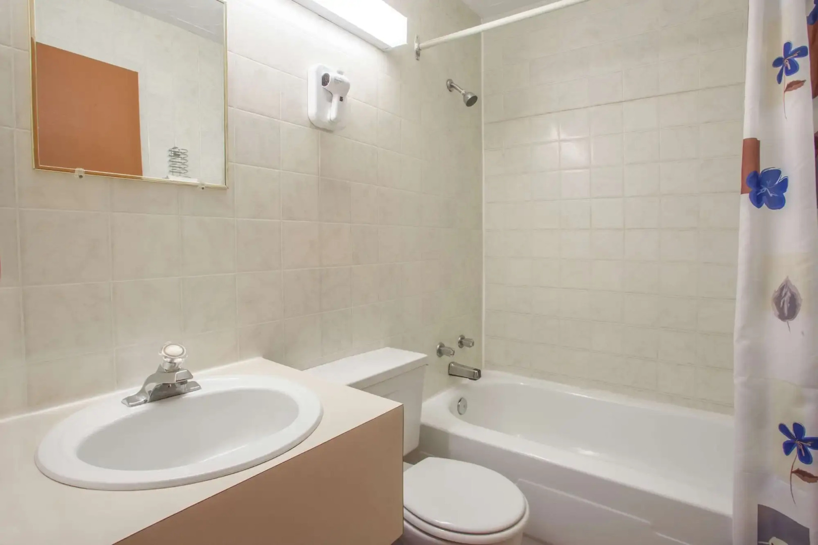 Knights Inn Woodstock