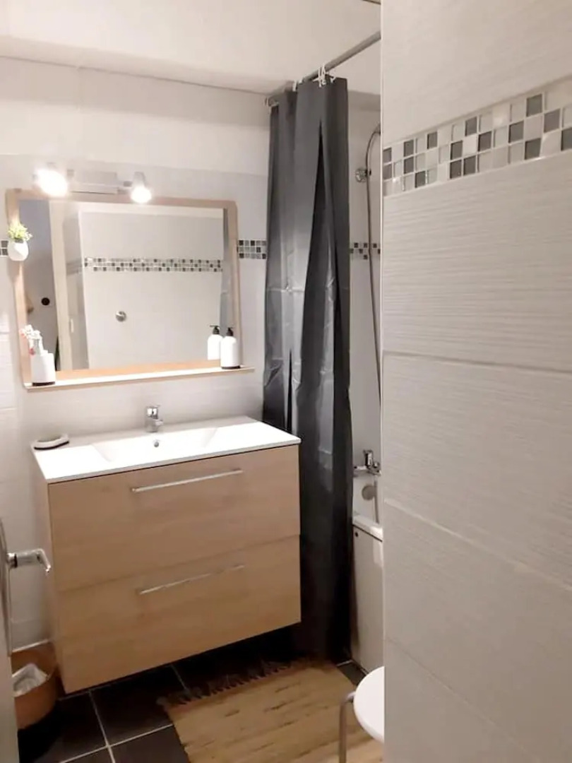 Studio in Chamrousse, with Wonderful Mountain View And Balcony - 100 M From the Slopes