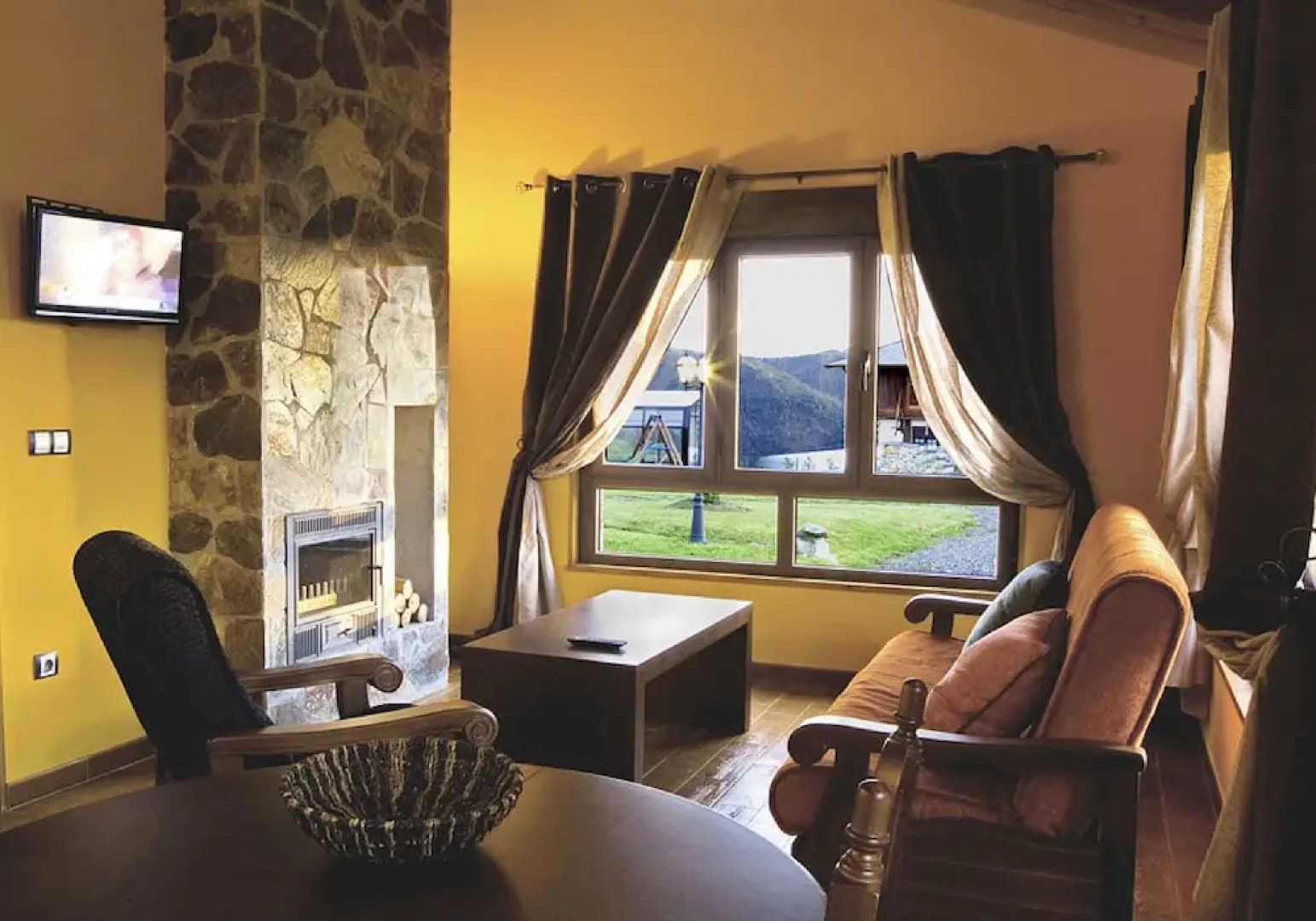 Apartamentos Rurales El Fresnu