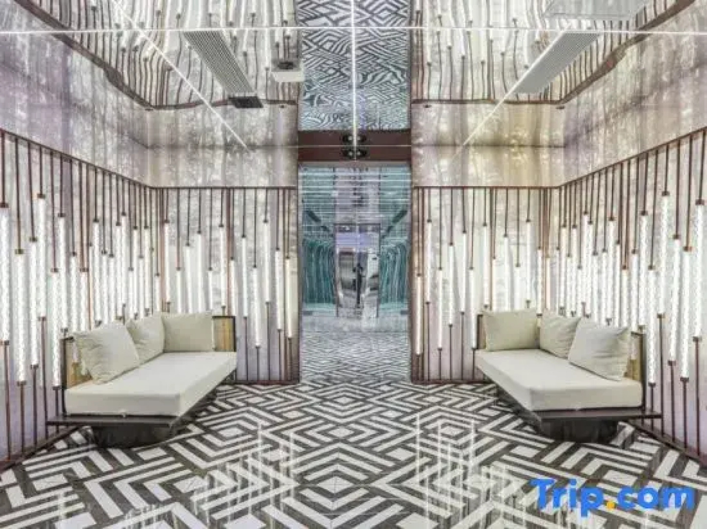 Xinzhou Weiena Hotel International (Qiyi North Road)