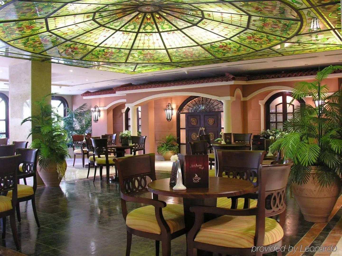 Pyramisa Suites Hotel Cairo