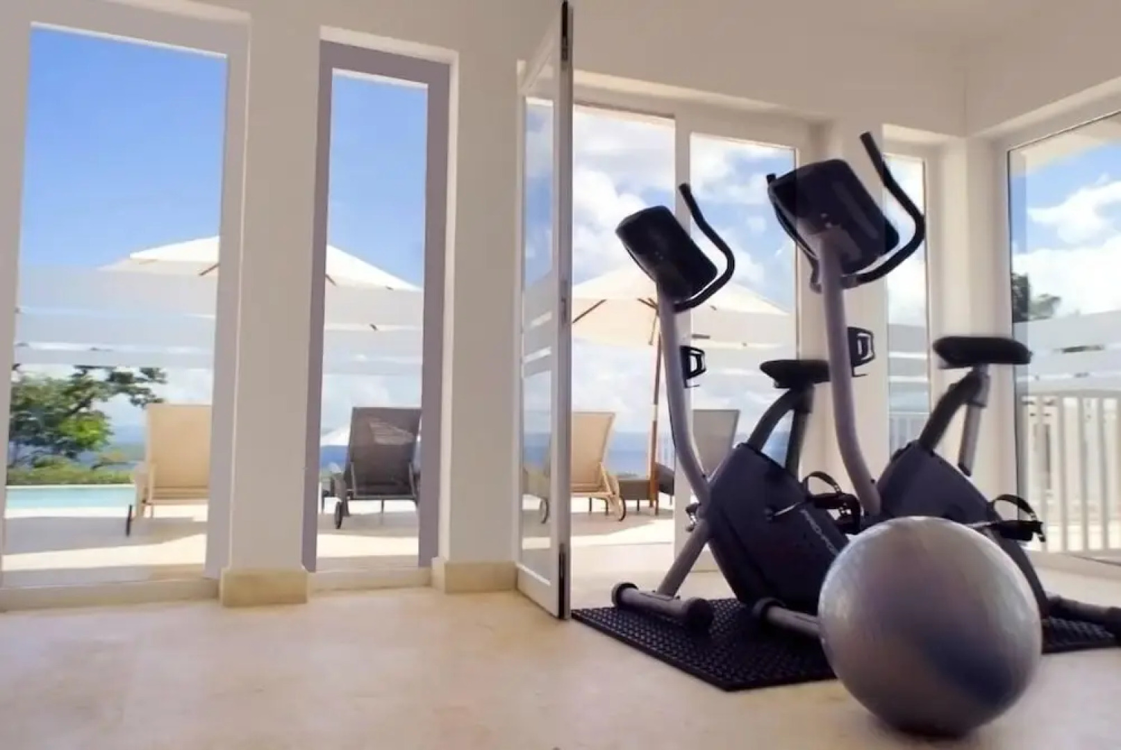 Vista Mare Samana Ocean View Top Floor 1 Bed