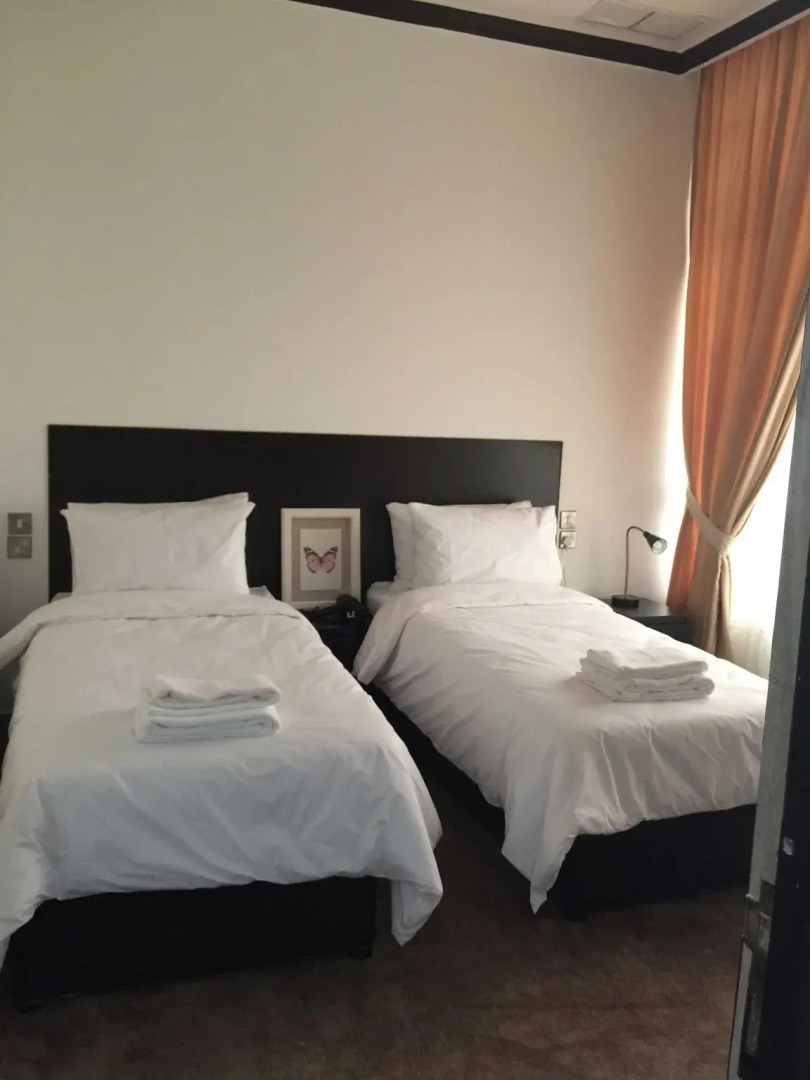 The Gulf Hotel Flats Est