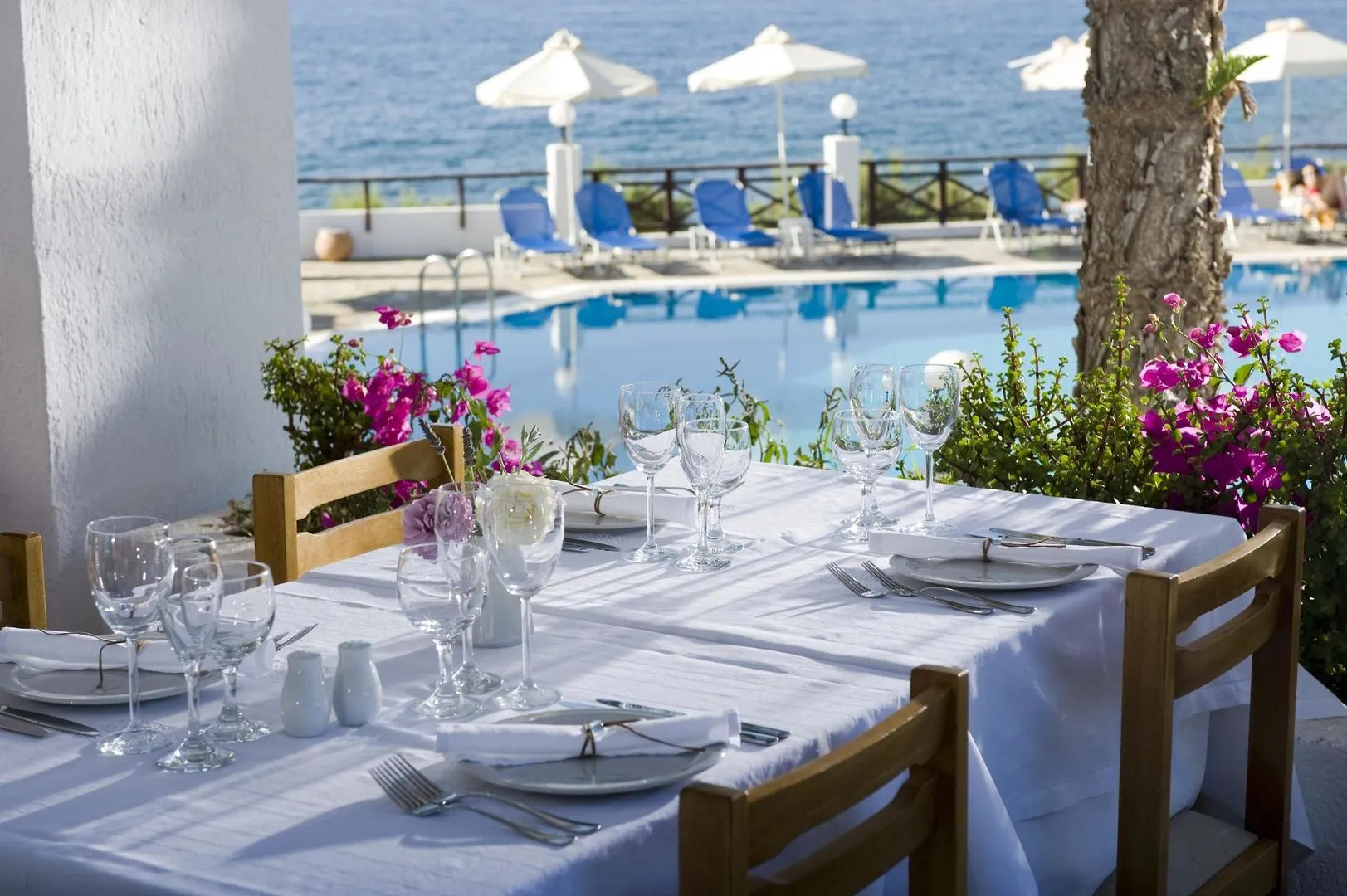 Maritimo Beach Hotel