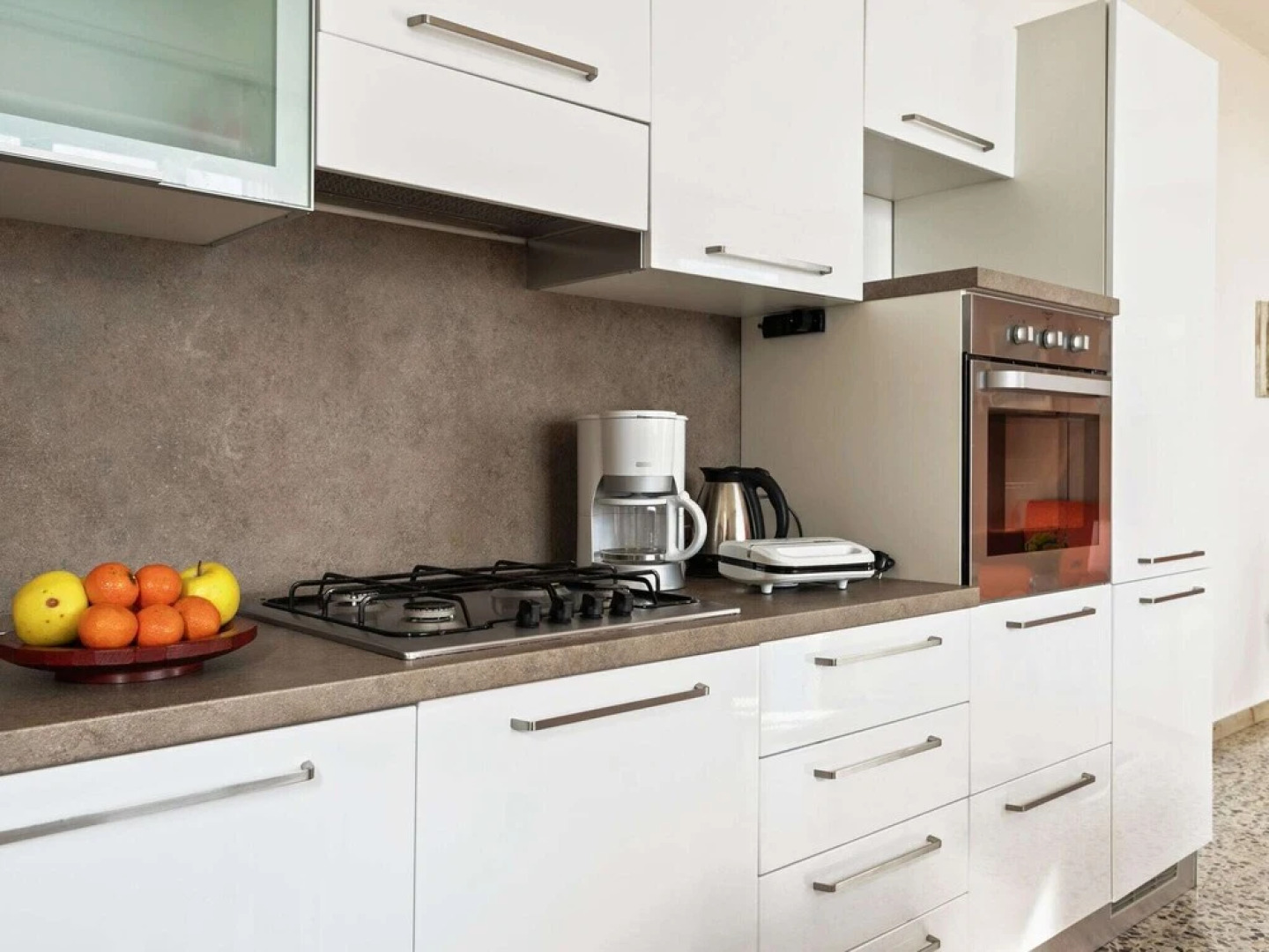 Delightful Villa With Garden