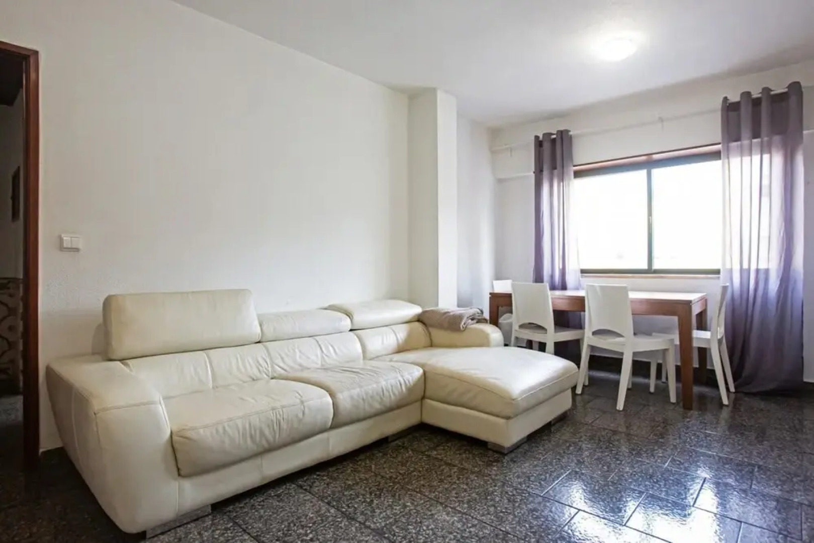 Charming 2 Bedroom Apartment in Lisbon