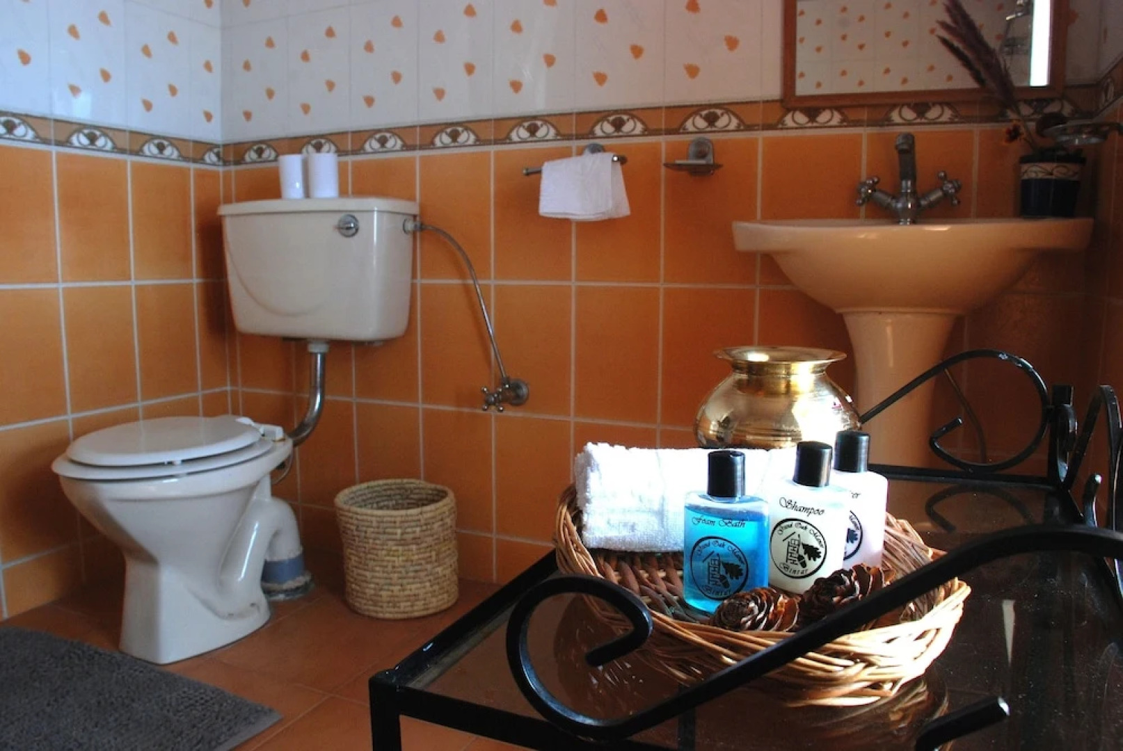 Tree of Life Grand Oak Manor, Binsar Wildlife Sanctuary