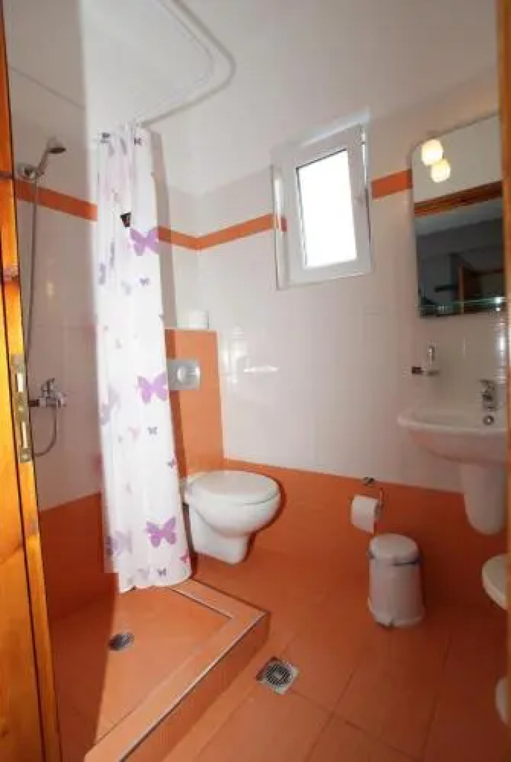 Michaelas Apartments & Studios