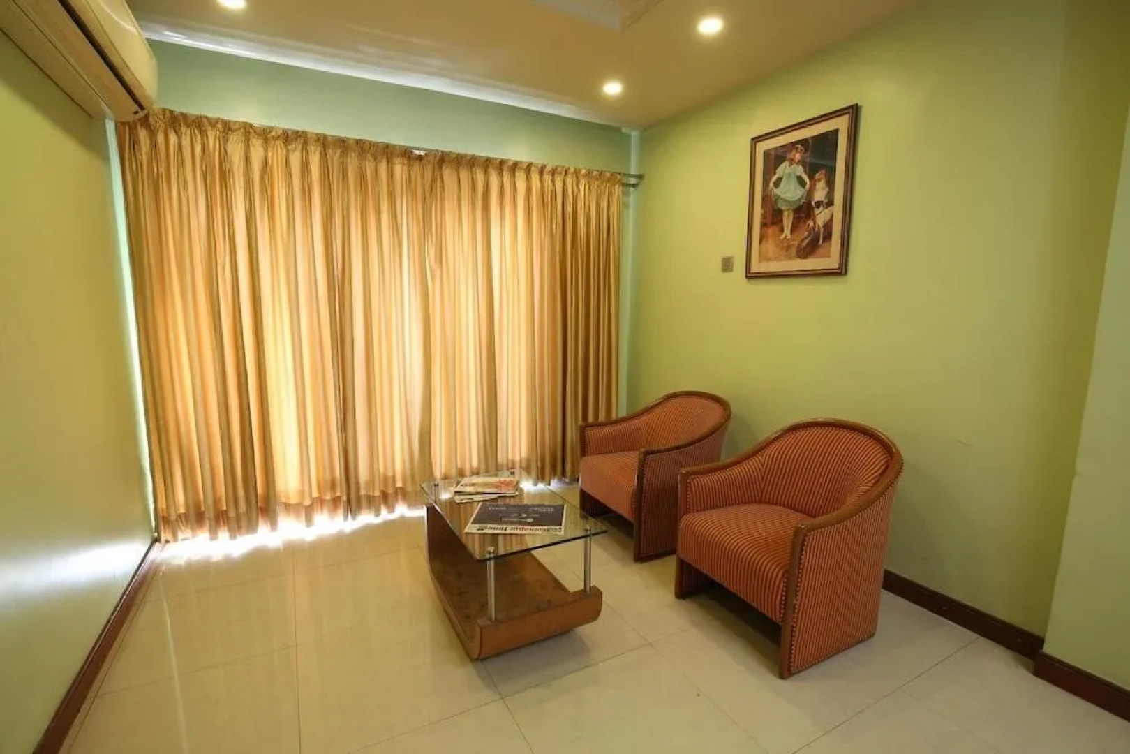 Hotel Kohinoor Square