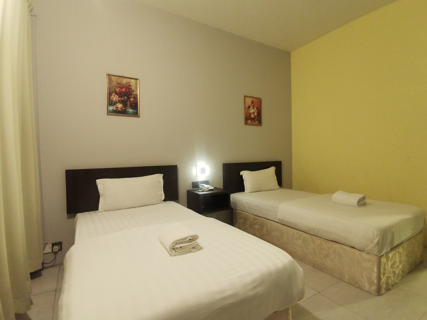OYO 89619 De Choice Hotel