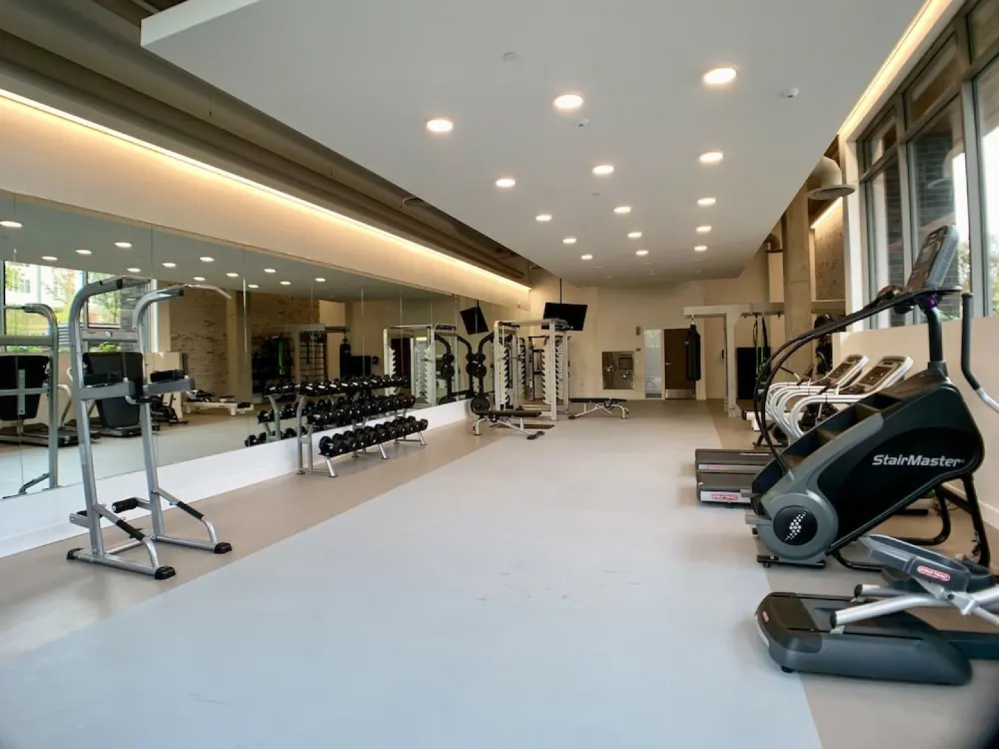 Top Floor with Amazing Views