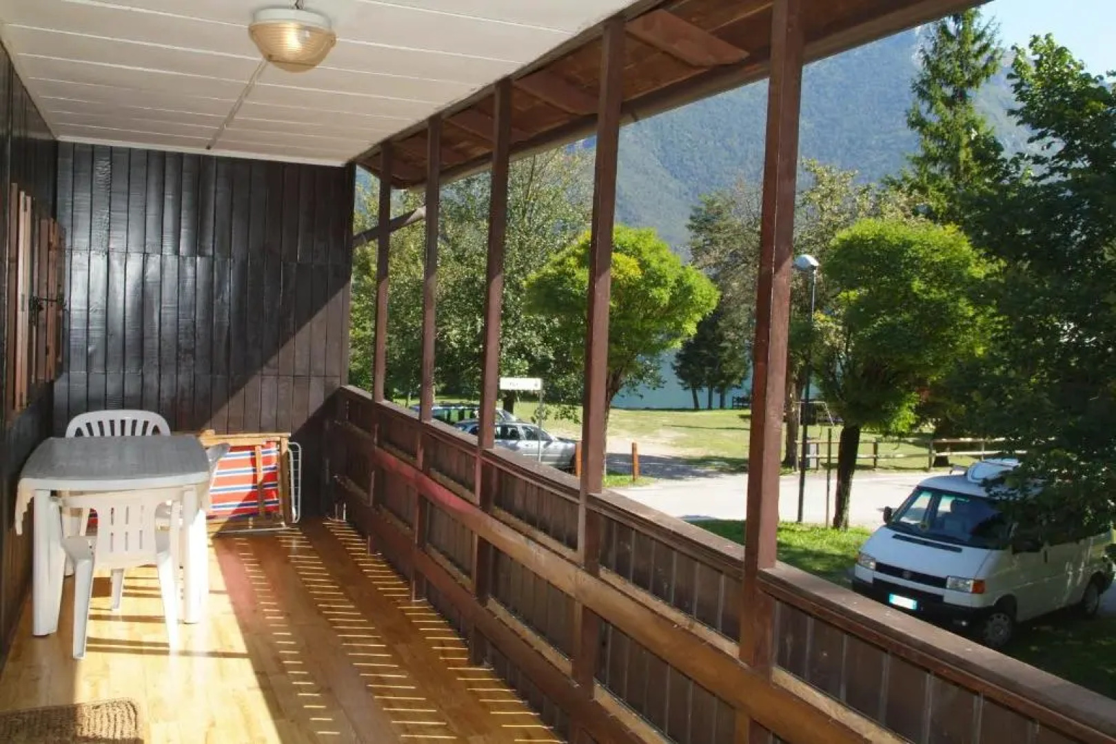 Bungalow Green Holiday