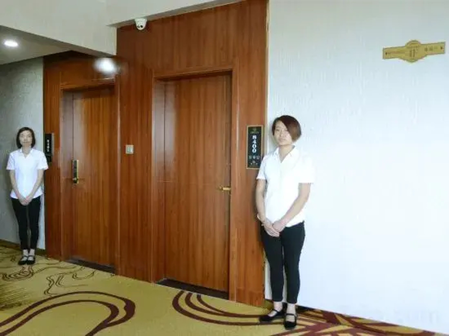 Colorful Danxia Tianyuan Hotel (Linze Railway Station)