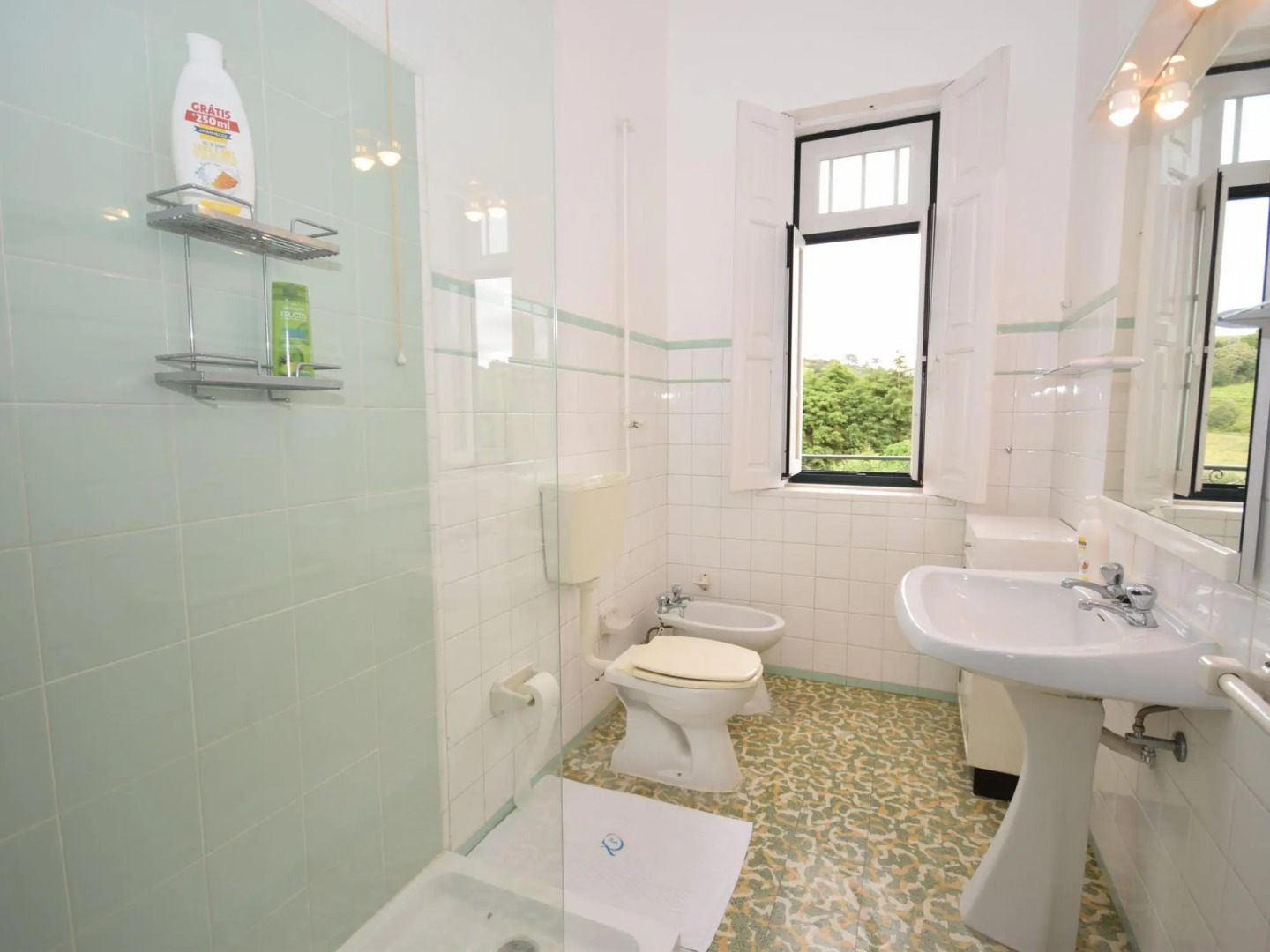 Sprawling Villa Near Alenquer