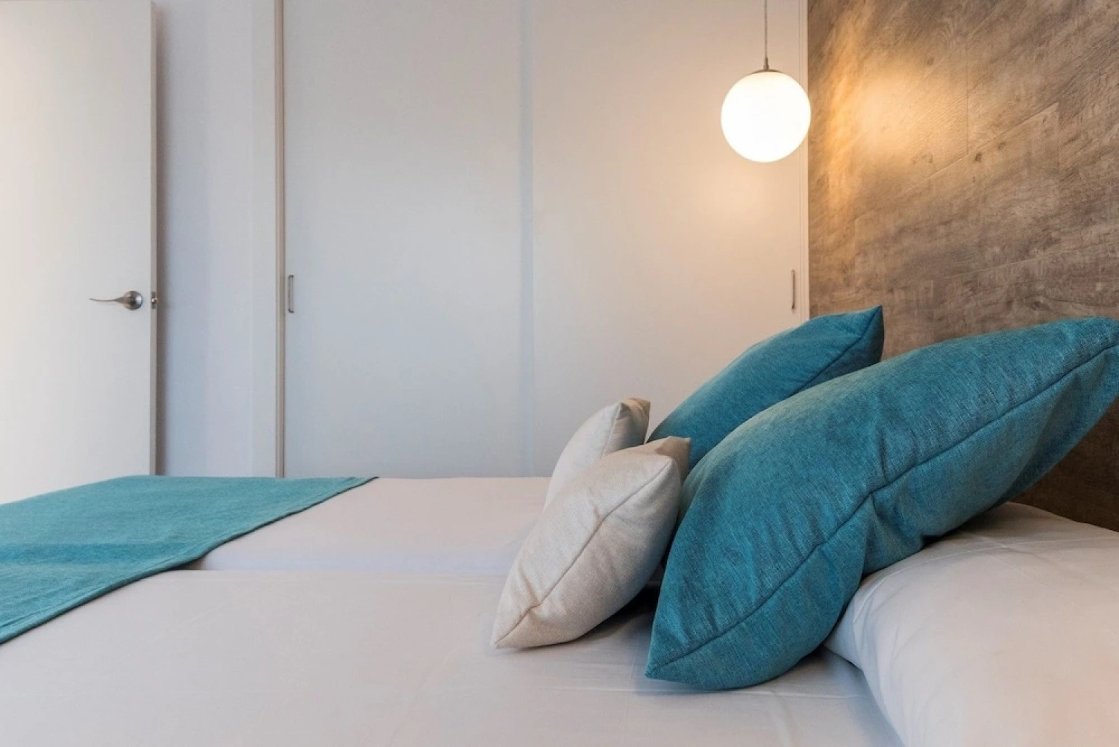 Apartamentos Playa de Canutells