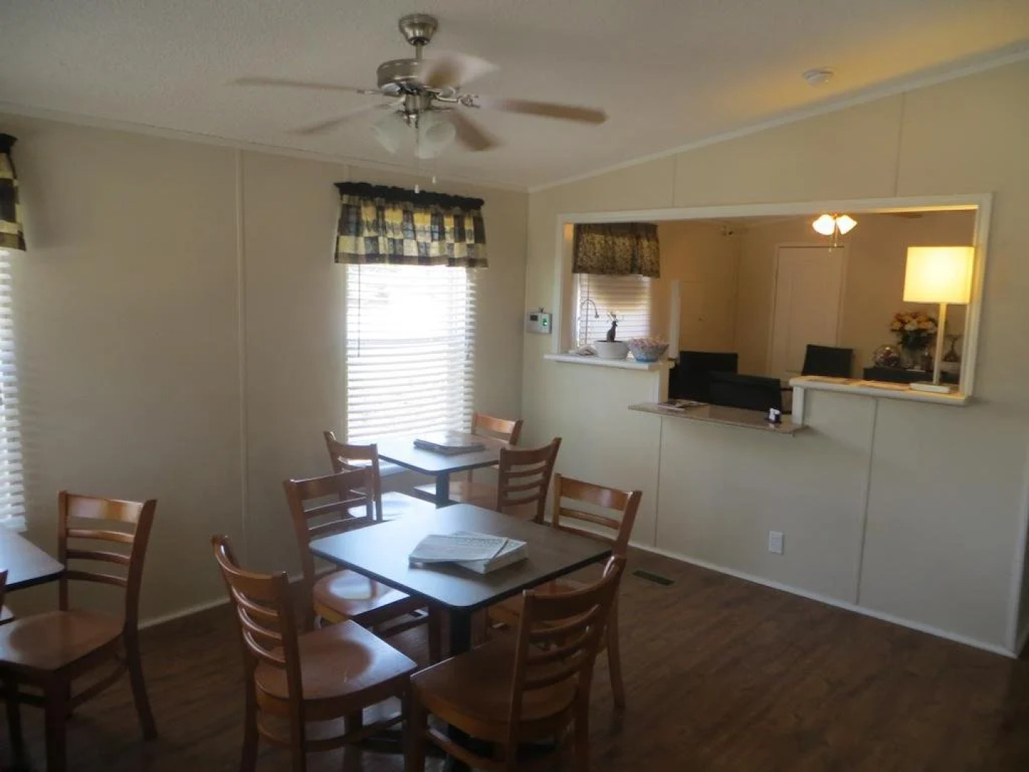 Shale Lodge Pleasanton