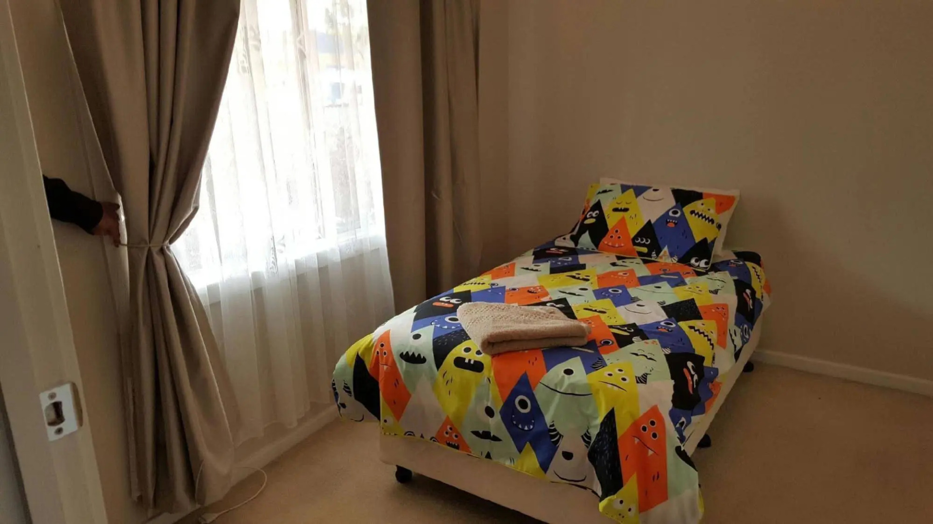 Away Cottages Broken Hill