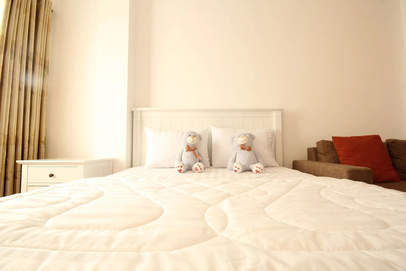 Smiley Apartment 3
