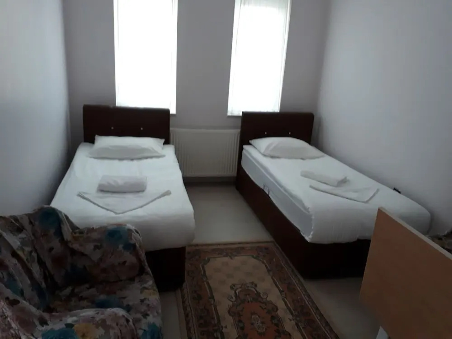 Di̇ri̇li̇ş Banarya Pansi̇yon