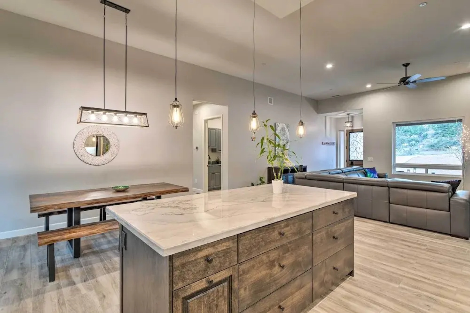 Sedona Retreat w/ Patio, Bar & Swim Spa!