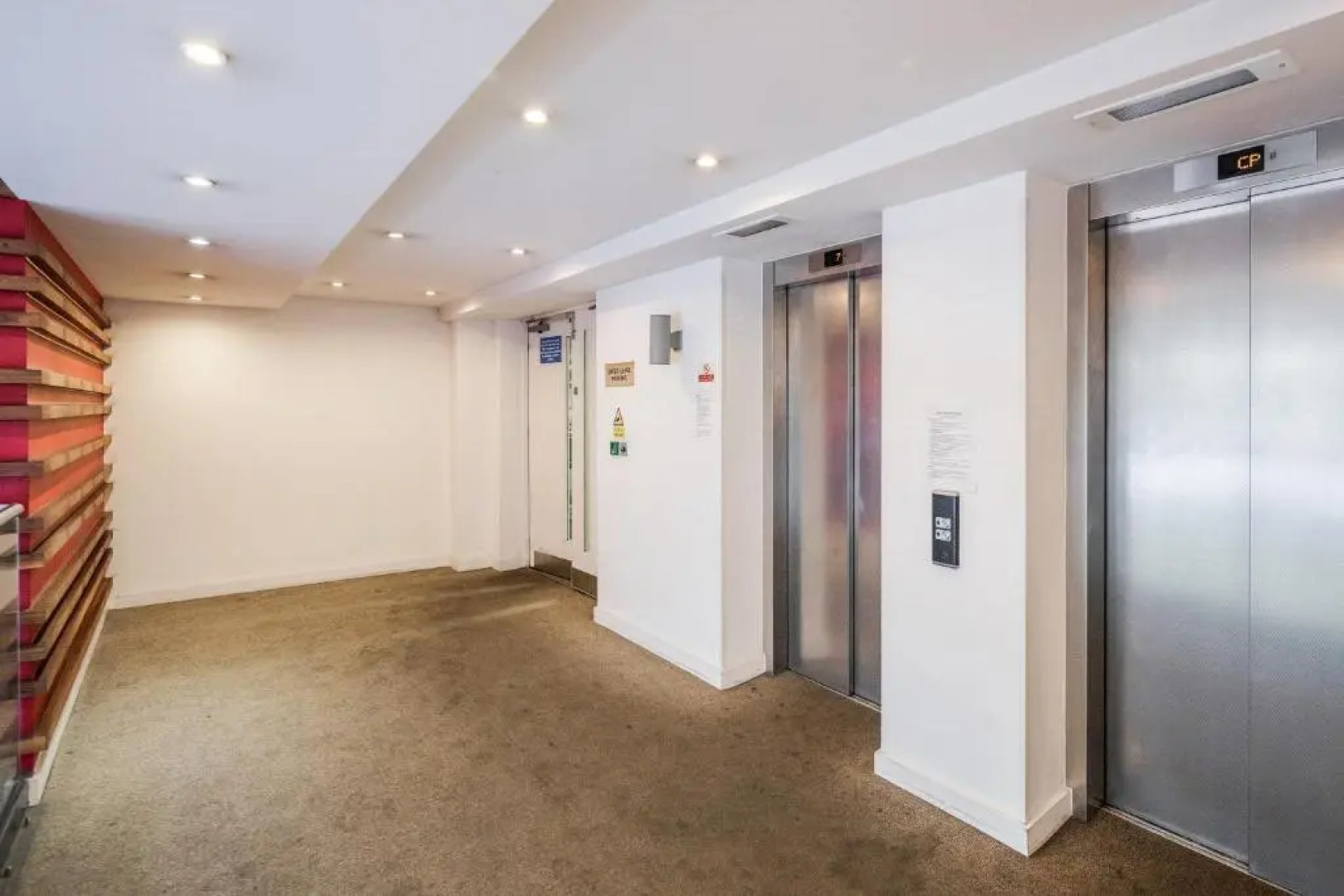 2-bed Apartment Near Basildon Train Station