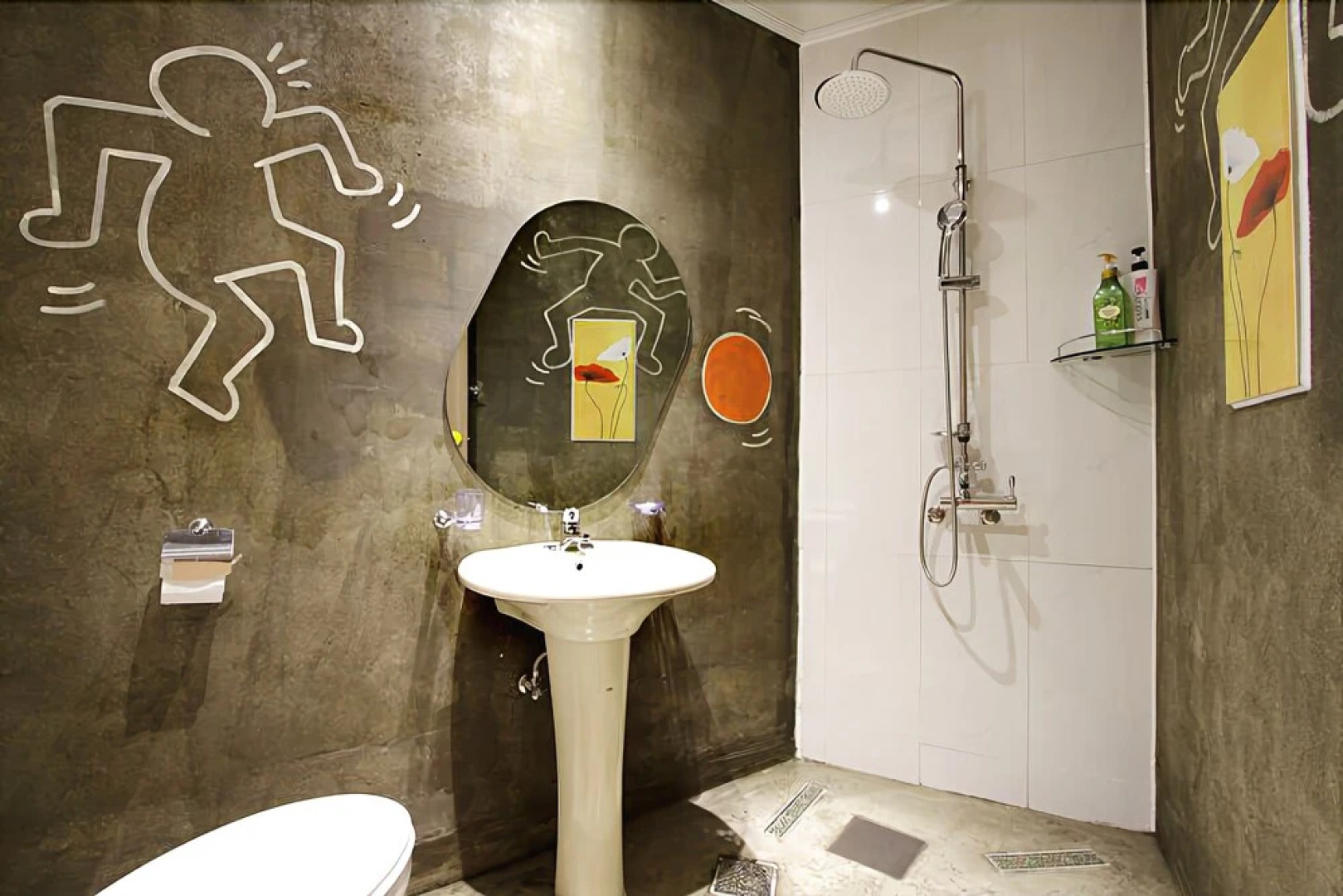 Maum Hotel and Backpackers