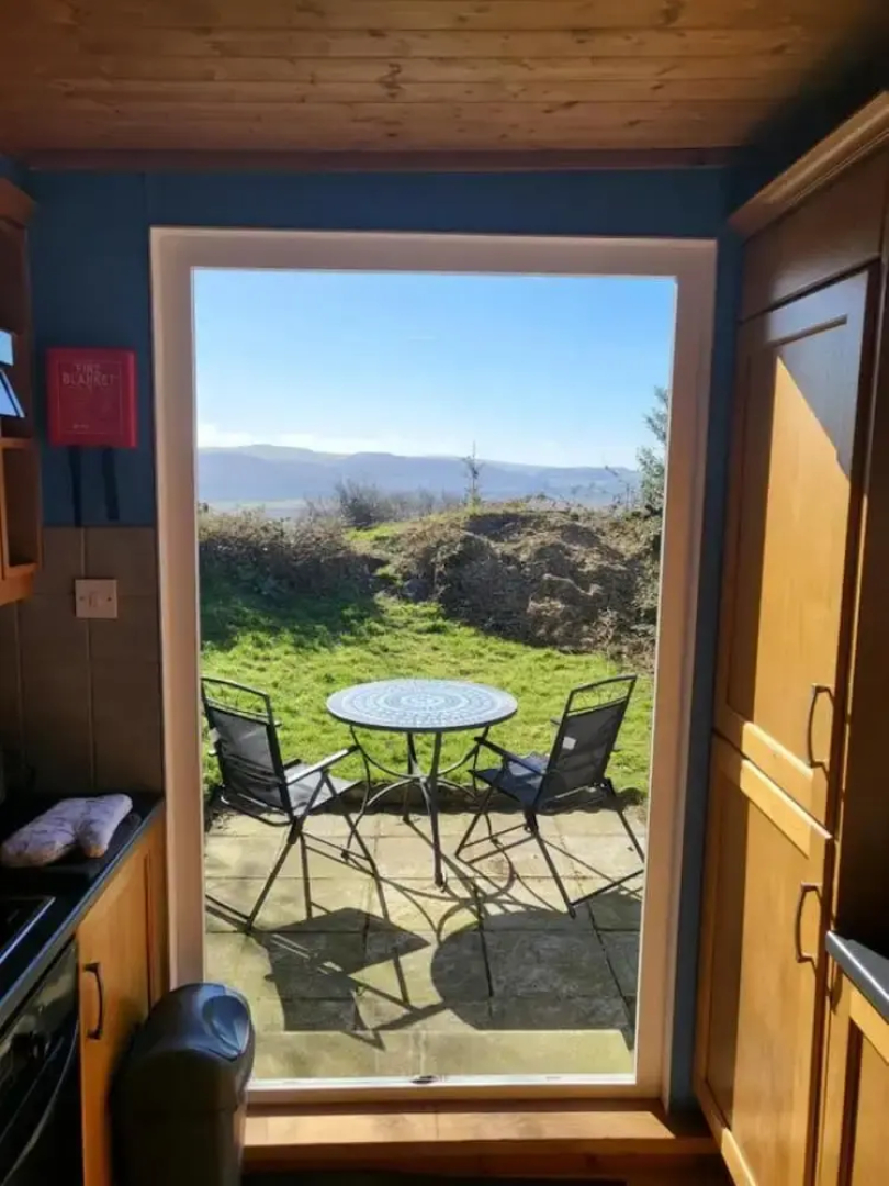 Mountainside Lodge in Aberdovey - Near Beach