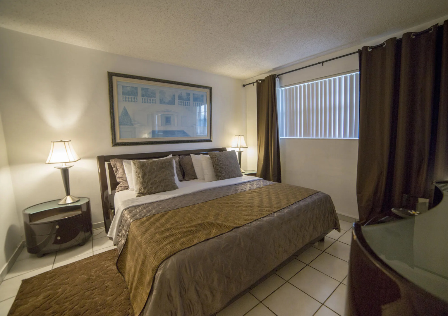 Sheridan Suites Apartments Hotel