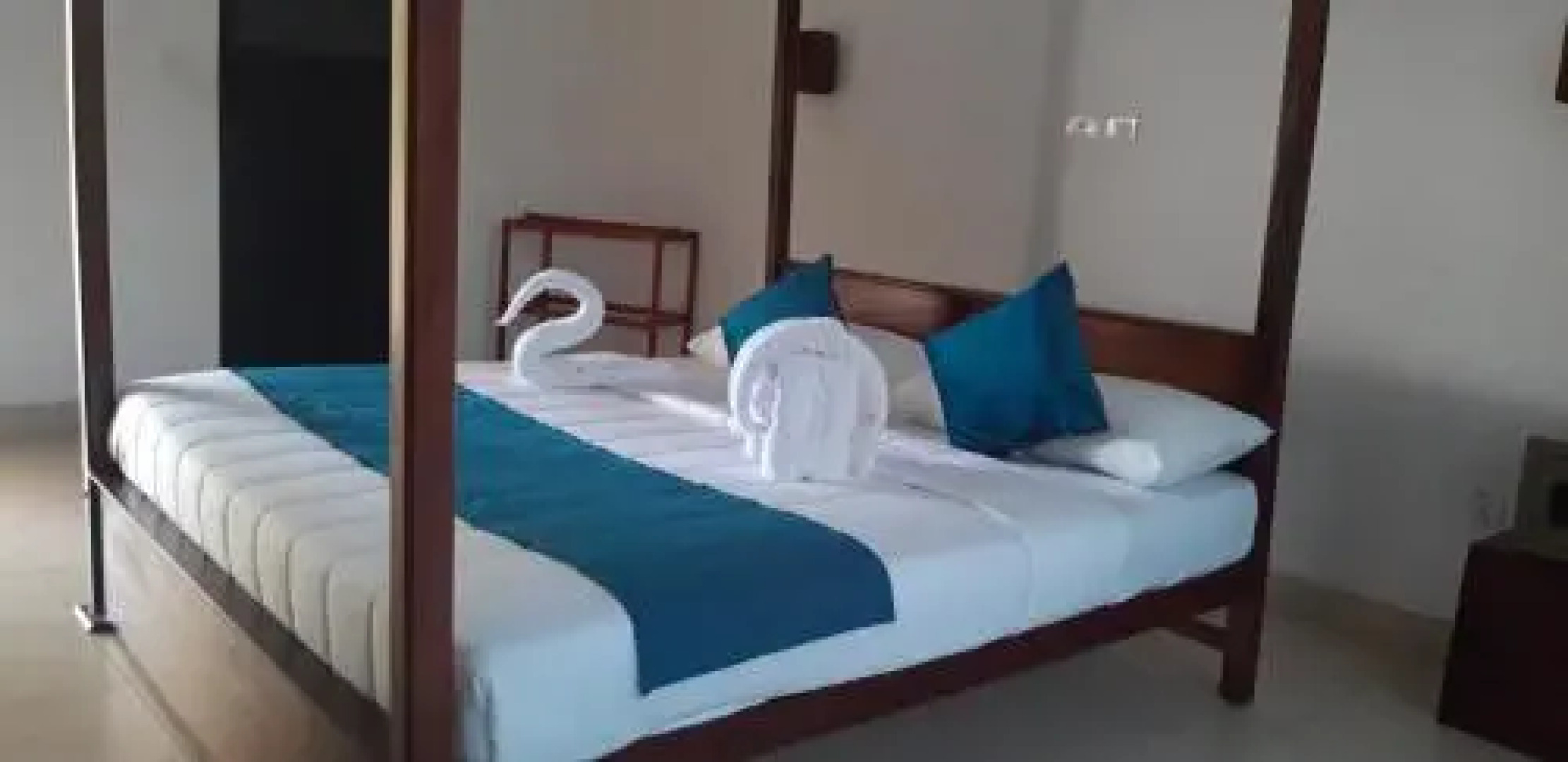 Mahinda Hotel and Restaurant