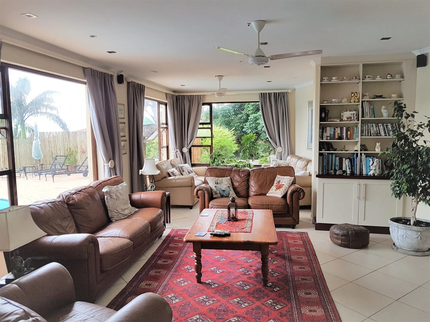 Sunbirds Bed & Breakfast