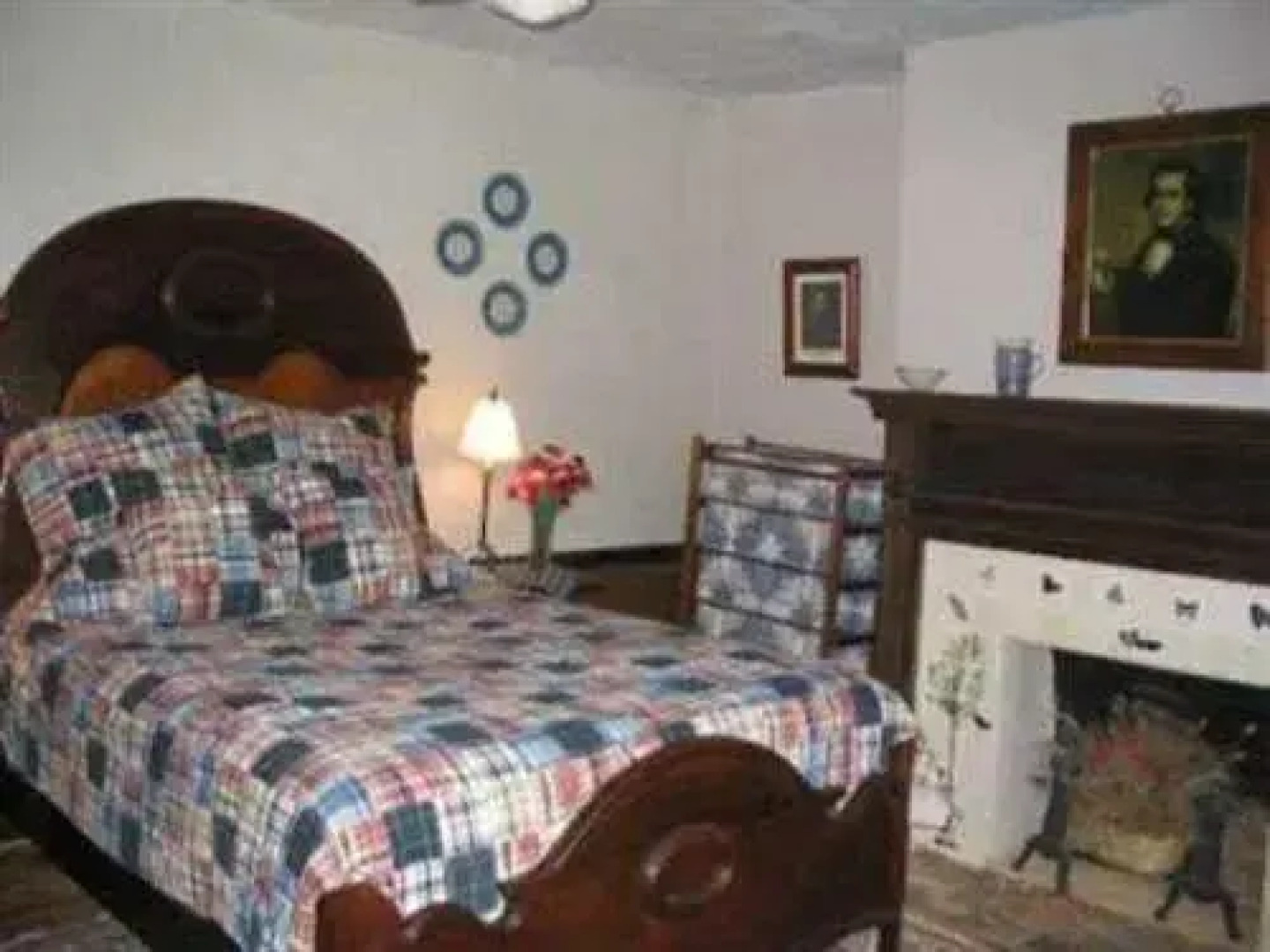 The Inn At The Crossroads