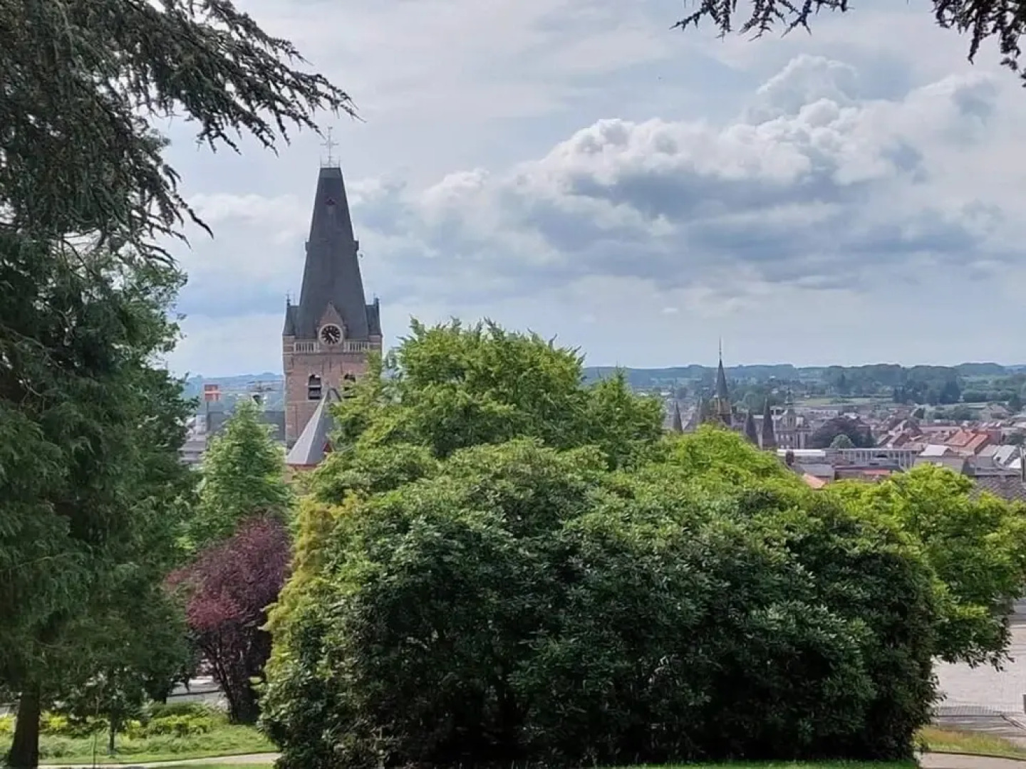 Visit Brussels, Ghent and Geraardsbergen: Huis1874