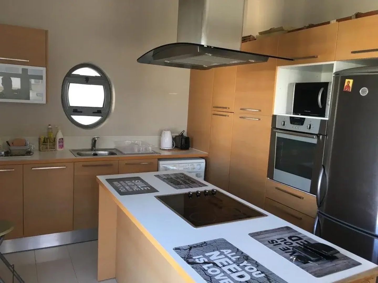 Alex Residence 103