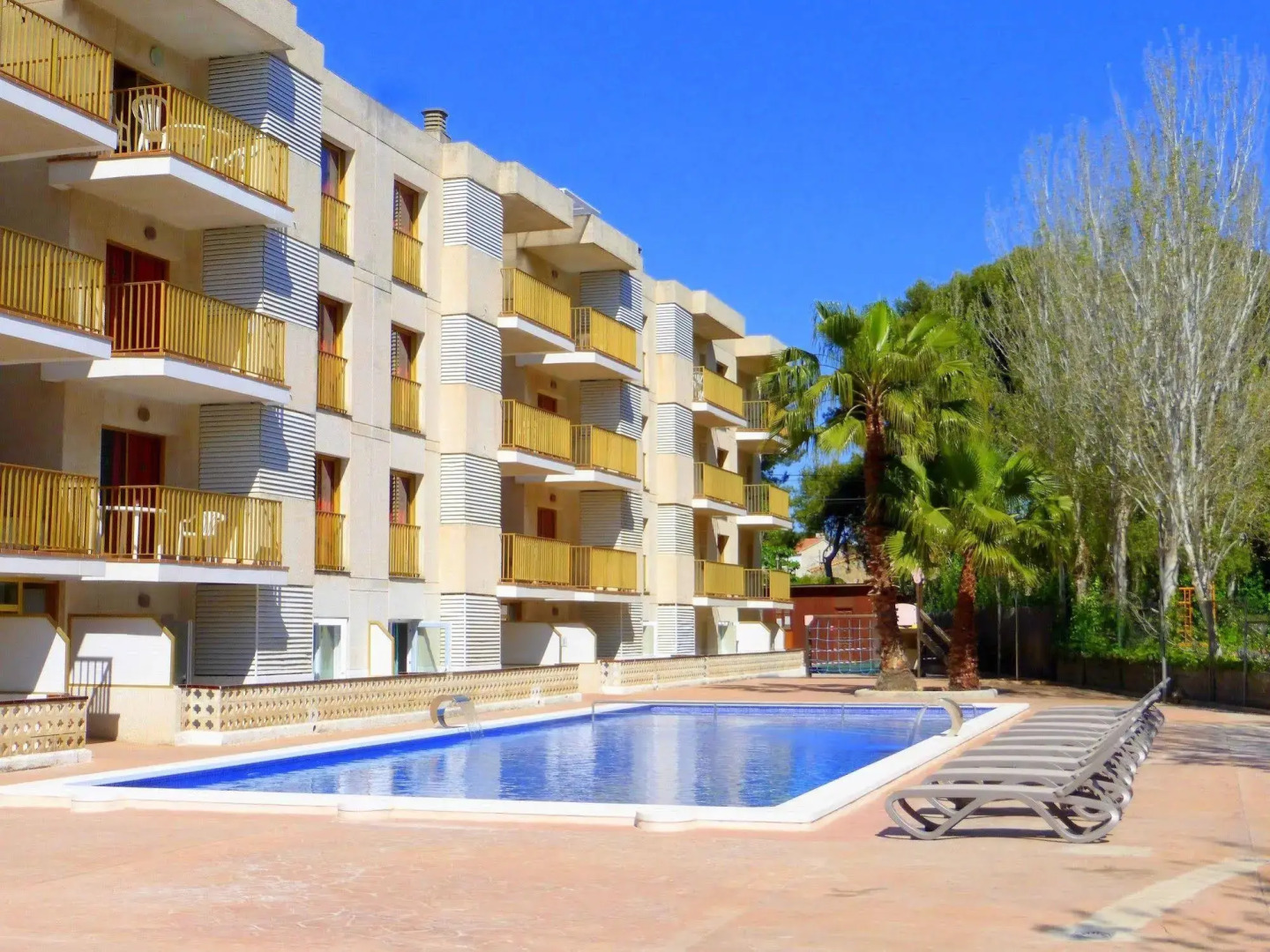 Rentalmar Pins Marina