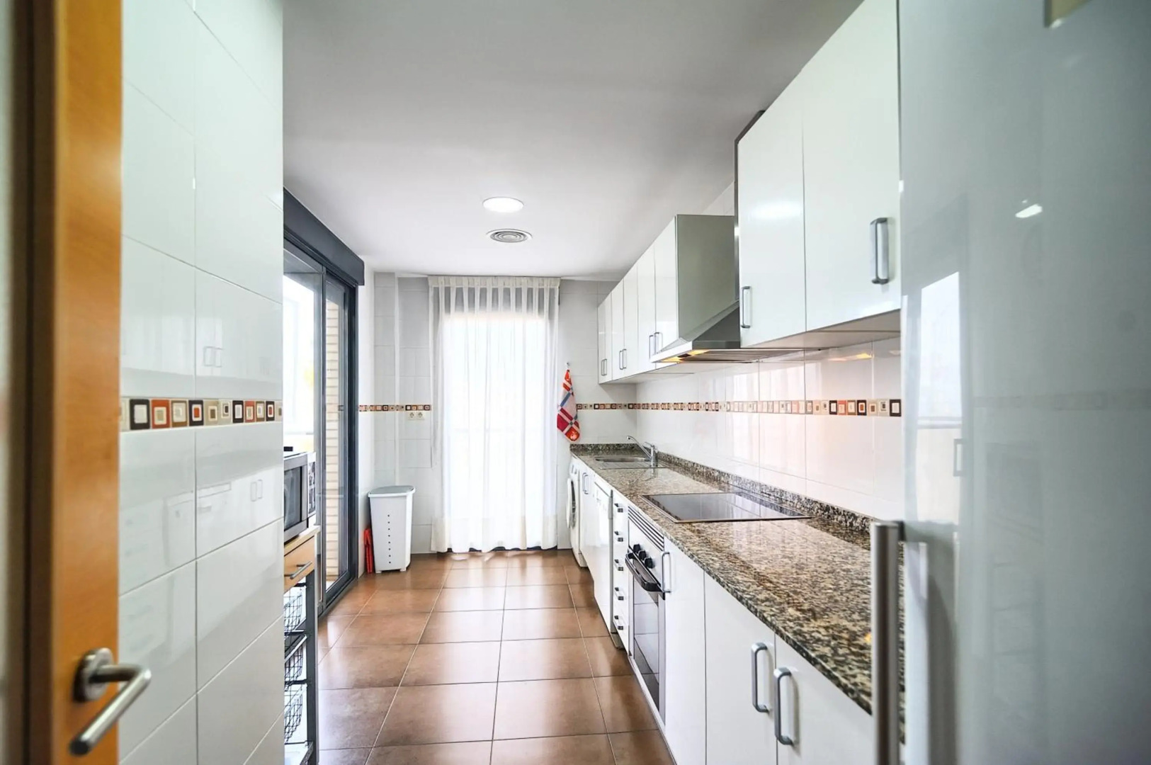 Apartamento Amplio. Vistas A La Playa