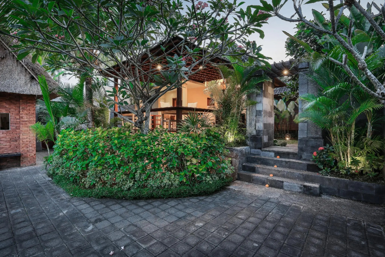 Yana Villas Kemenuh by GenuineHost