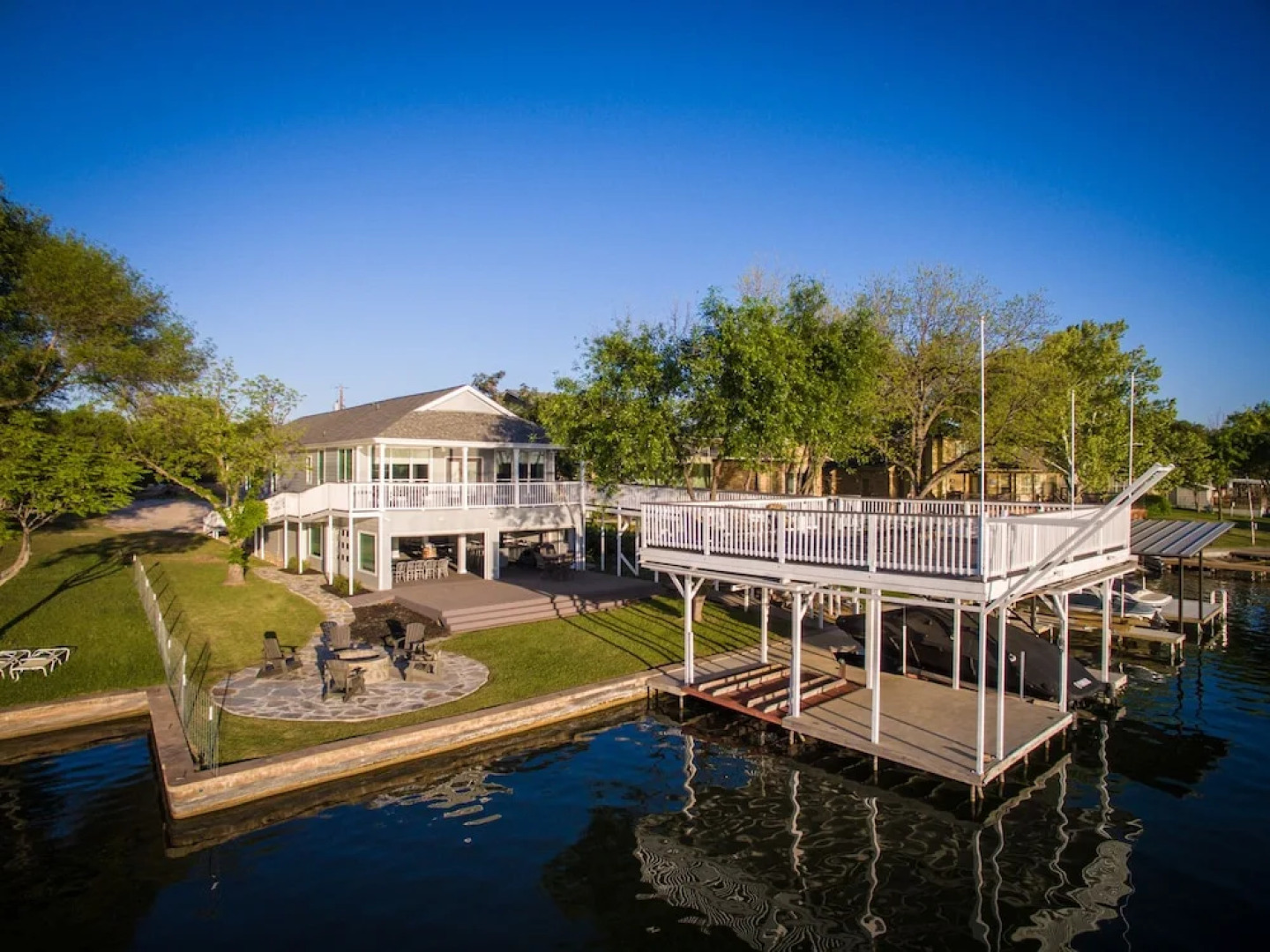 Paradise Pointe 4 Bedrooms 3.5 Bathrooms Home