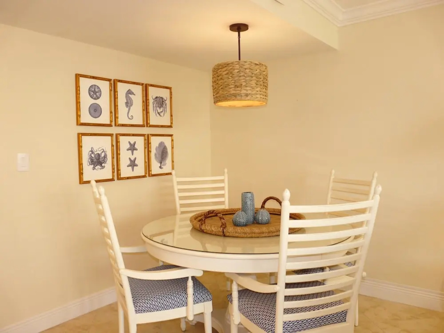 Cozy Beachfront Getaway With Pool and spa