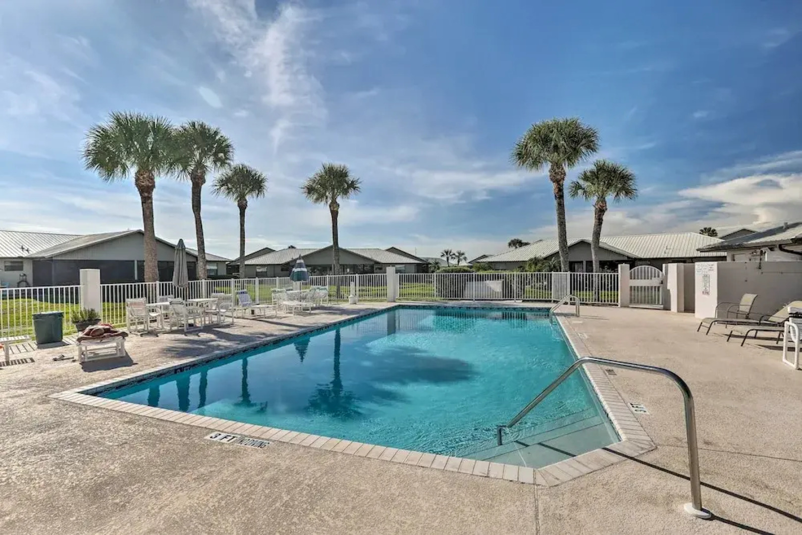 Pool Access + Screened Porch: Sebring Resort Home