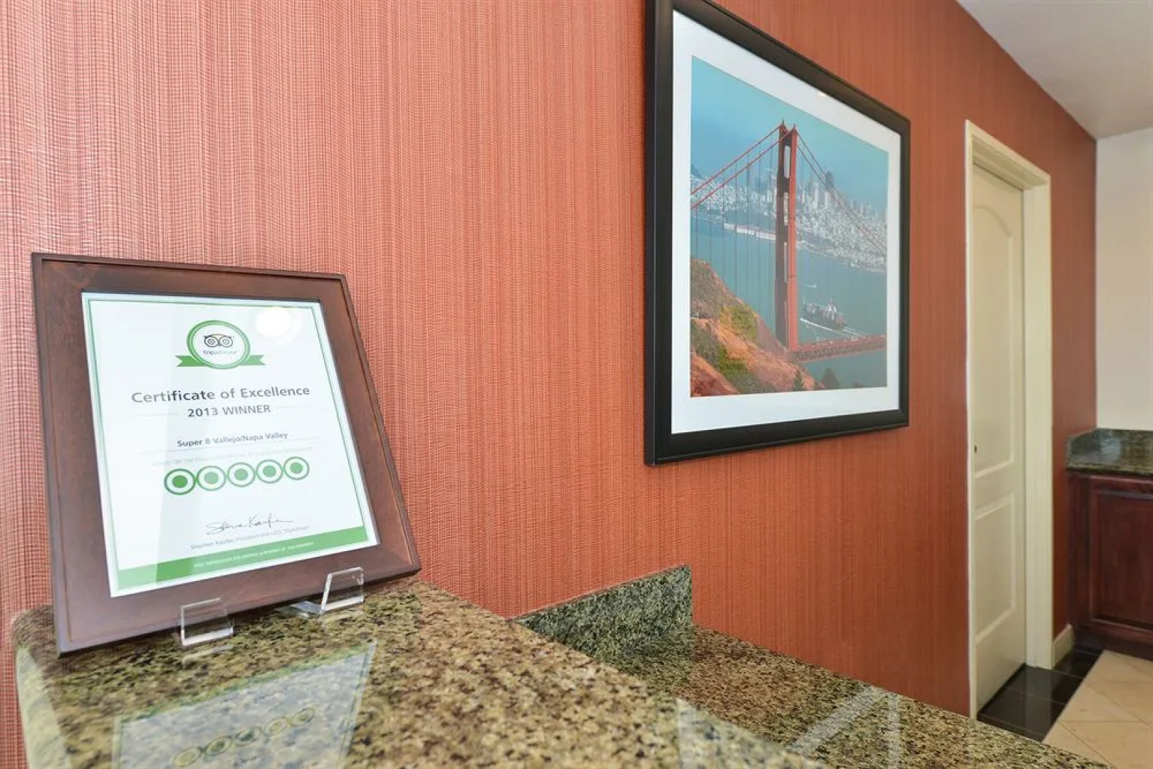 Super 8 By Wyndham Vallejo/Napa Valley