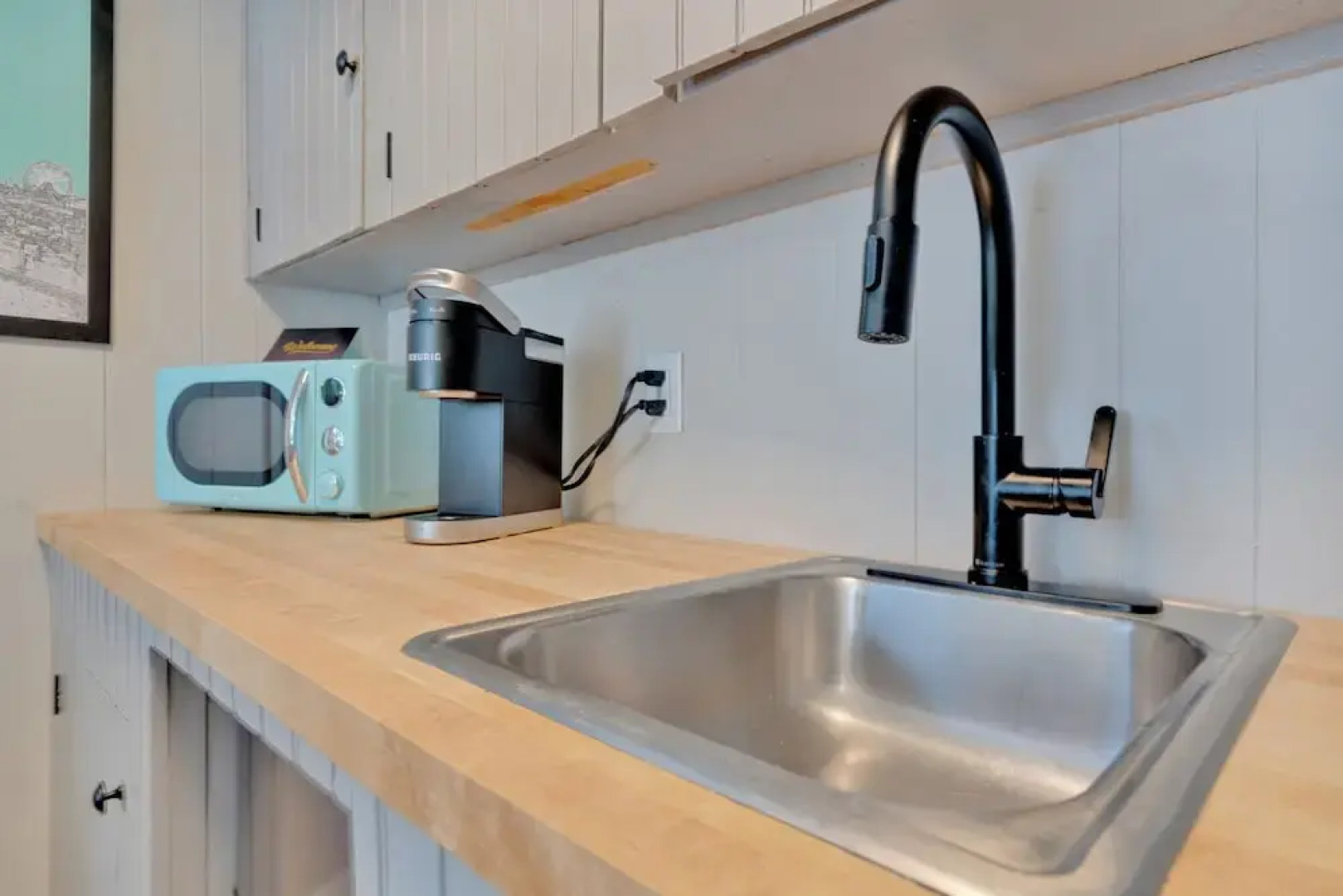 Sandcastle Inn & Motel