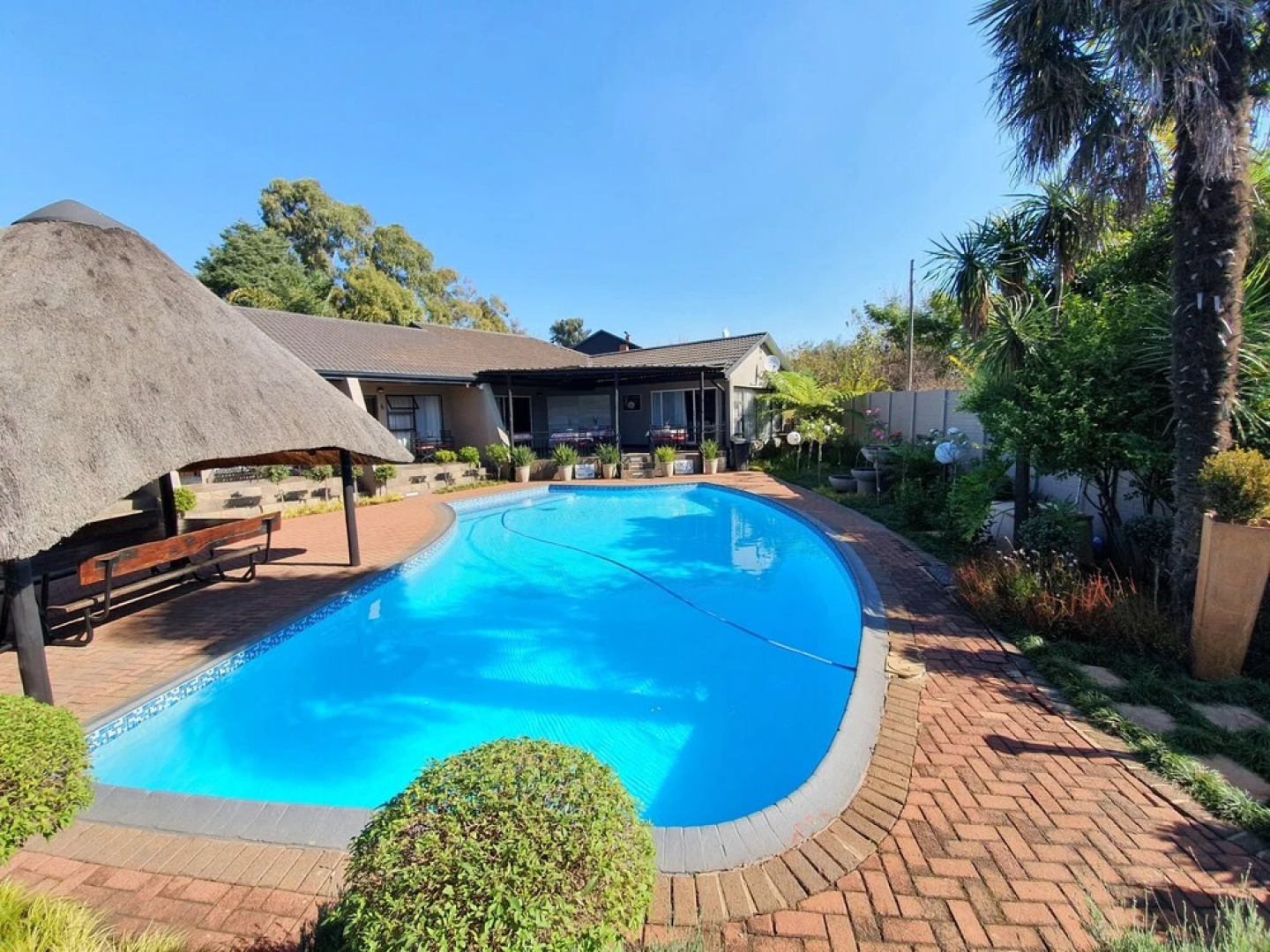 Diamond Rose Guest House