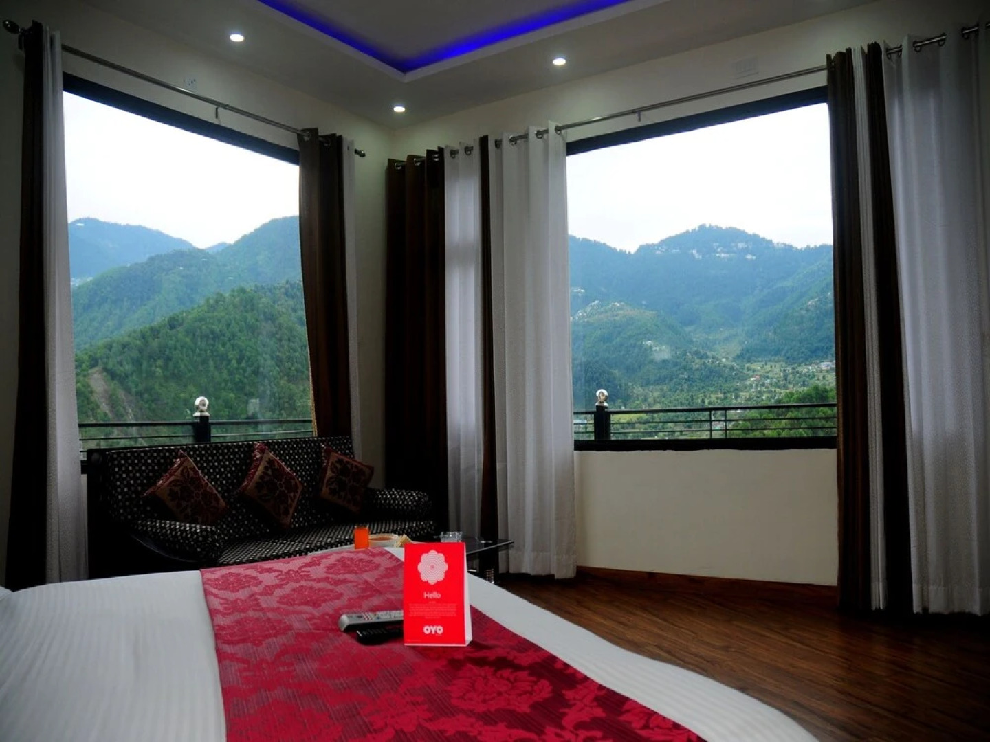 OYO 9407 Hotel Anjukul