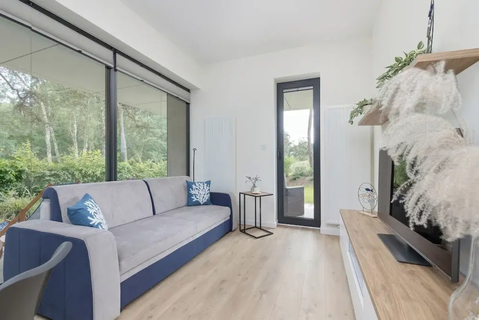 Shellter Apartment by Renters Prestige