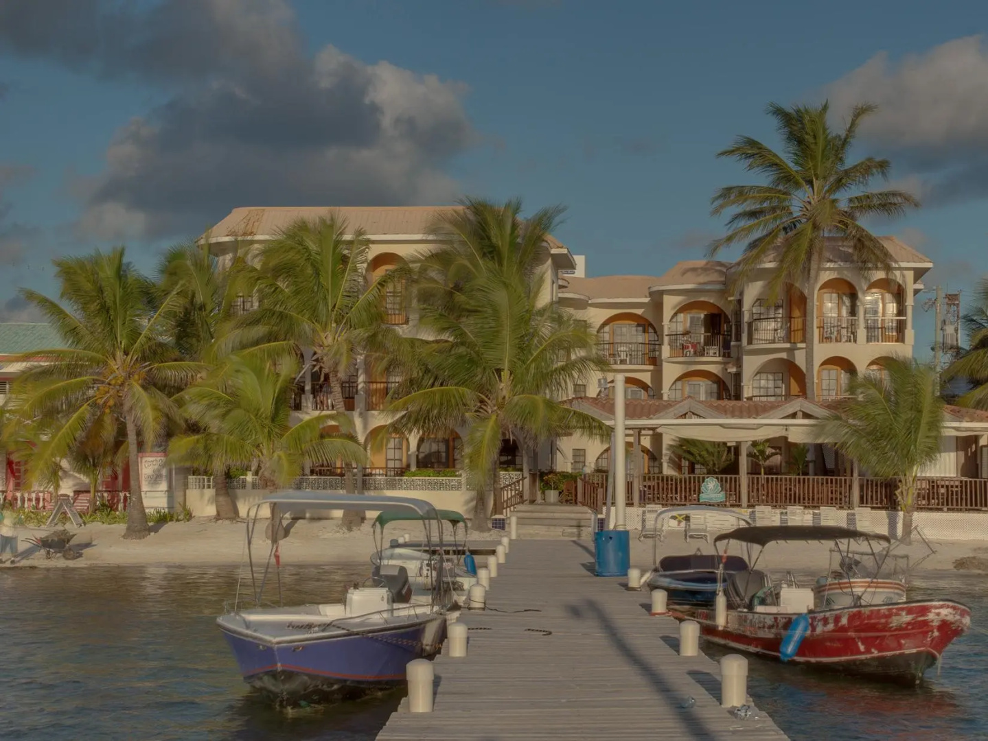 Sunbreeze Suites