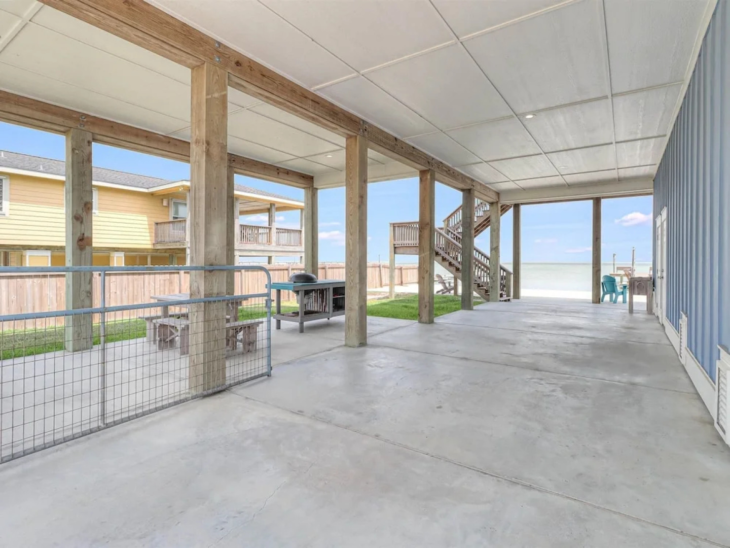 Copano Hooked 4 Bedroom Home by RedAwning