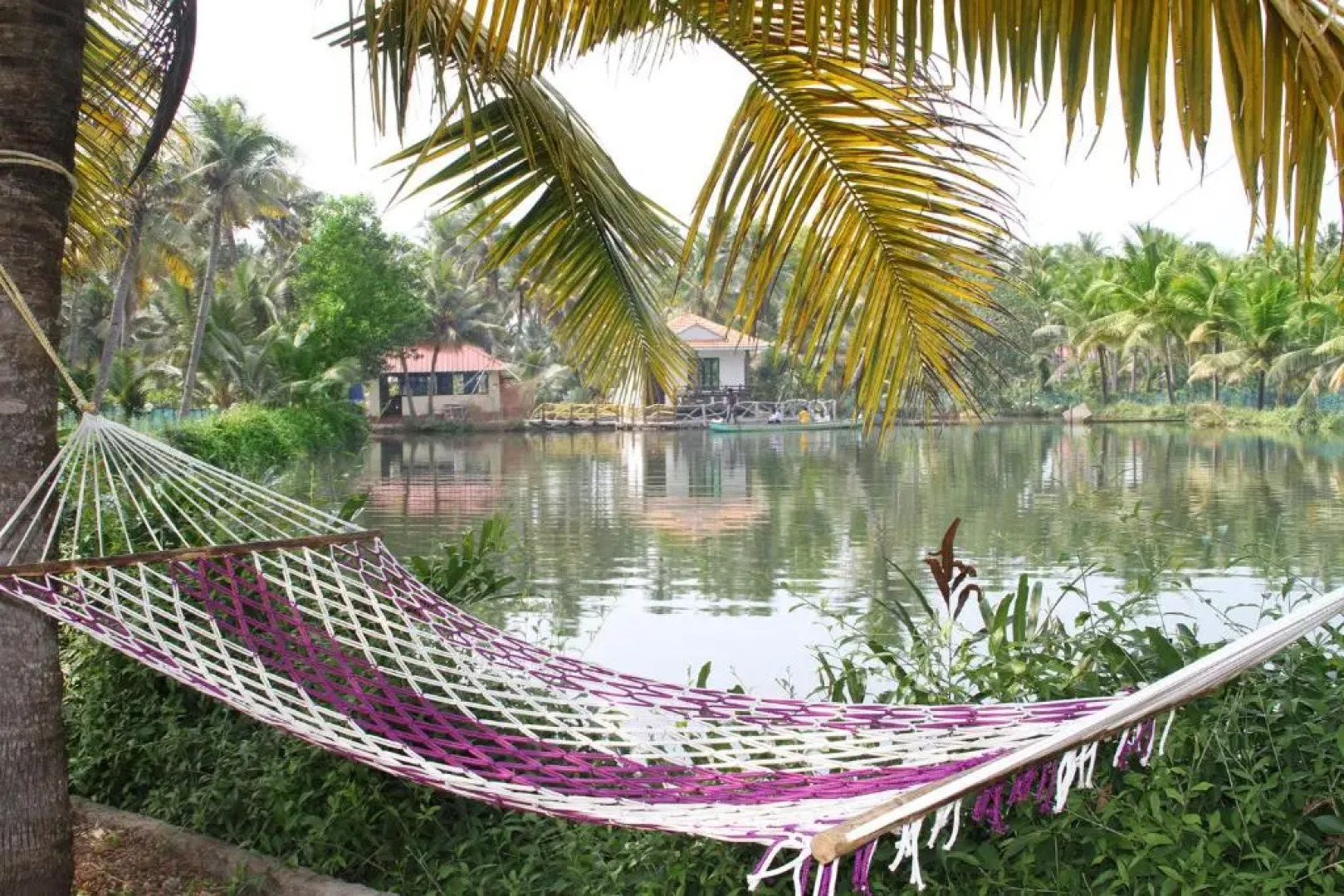 Munroe Island Lake Resorts