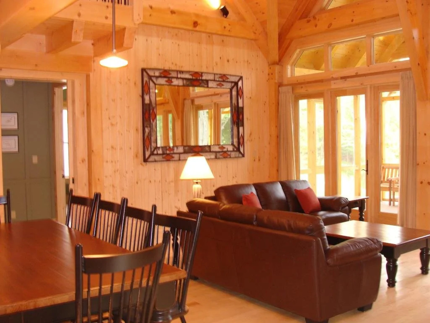 Port Cunnington Lodge & Resort