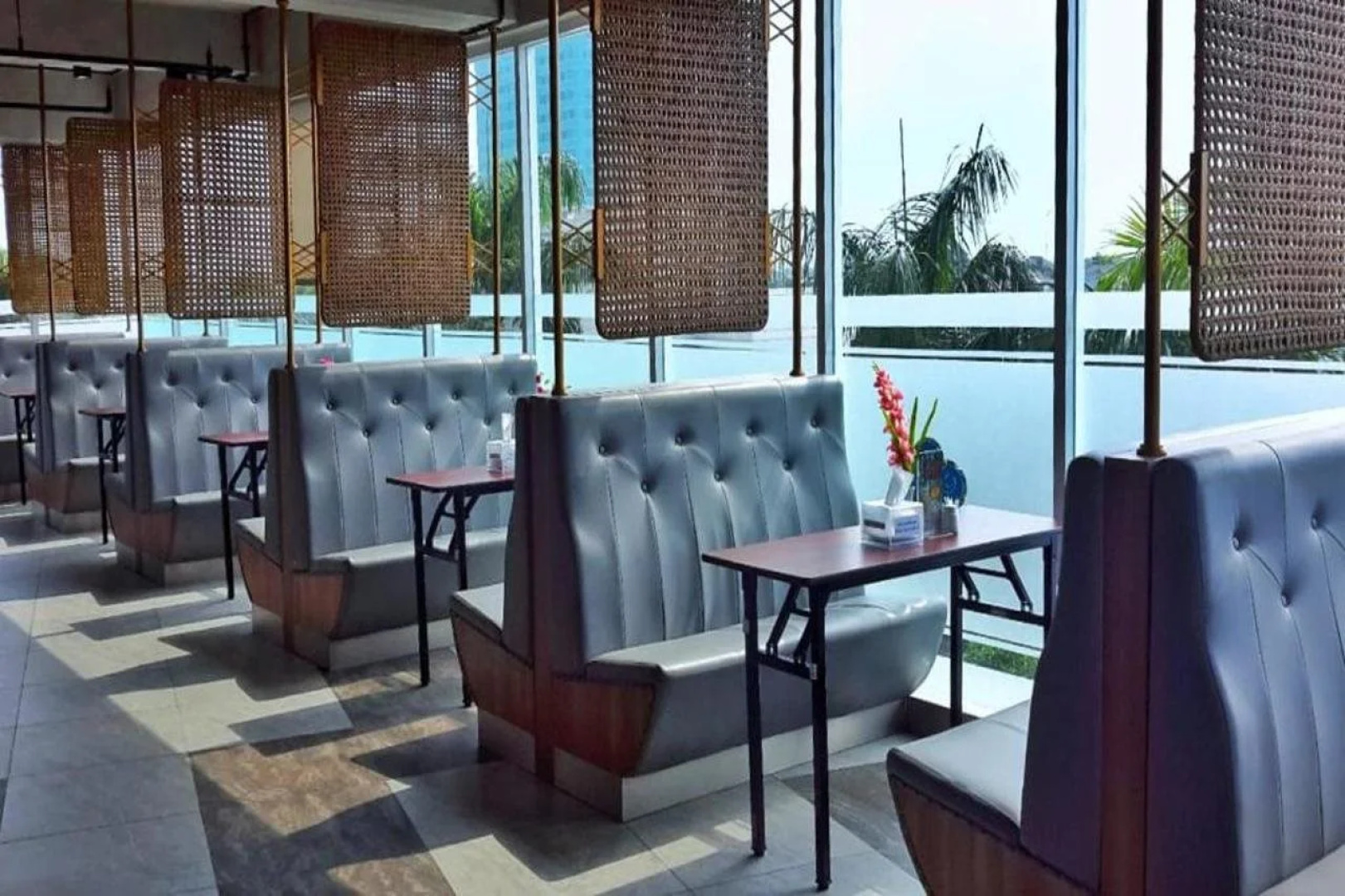Hotel Brothers Solo Baru